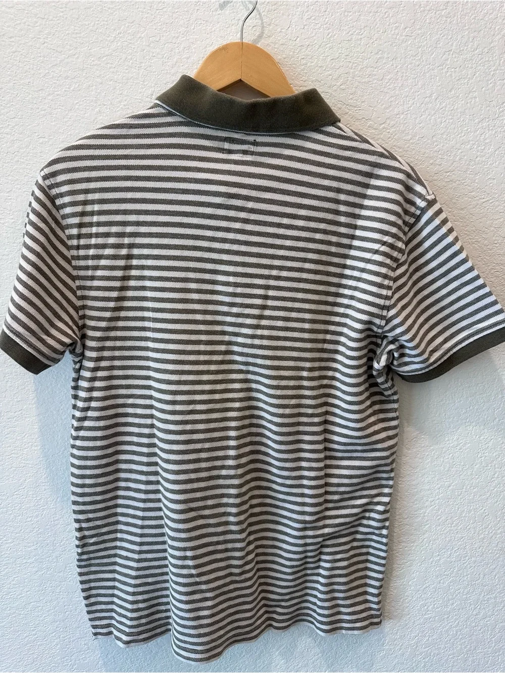 Levi's Men's‎ Olive and White Striped Polo